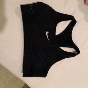 Black nike sports bra